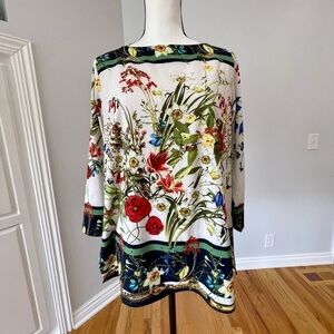Linea by Louis Dell’Olio blouse art to wear tunic in a size 8